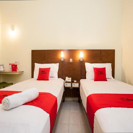 Reddoorz Near Marvel City Mall Wonotjolo 外观 照片