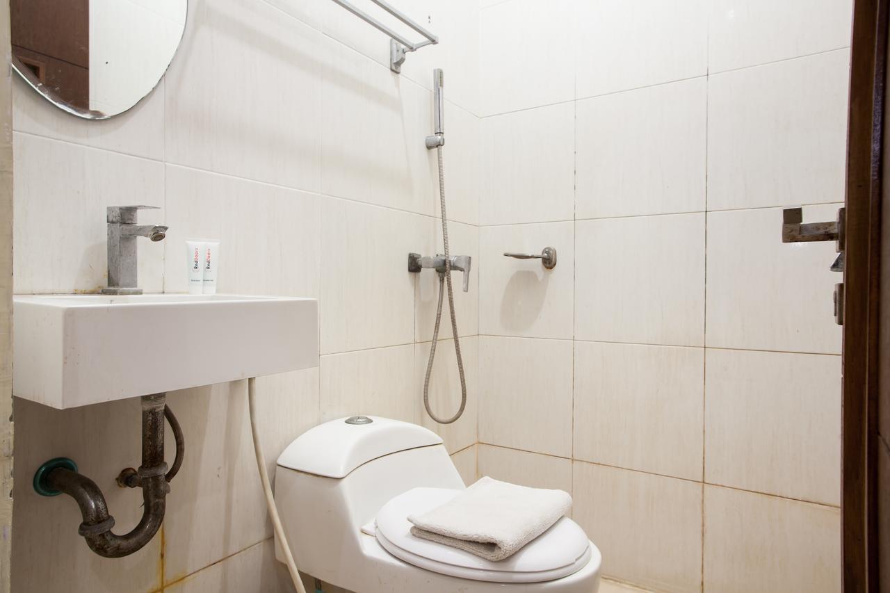 Reddoorz Near Marvel City Mall Wonotjolo 外观 照片
