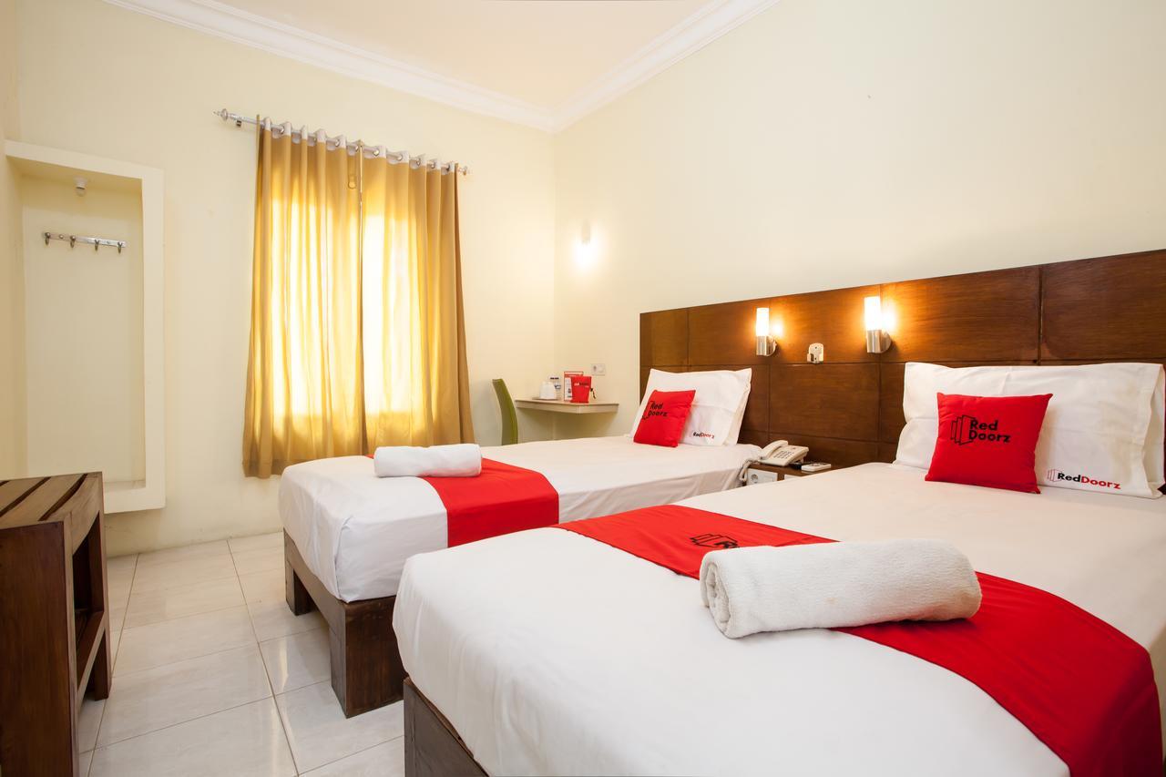Reddoorz Near Marvel City Mall Wonotjolo 外观 照片