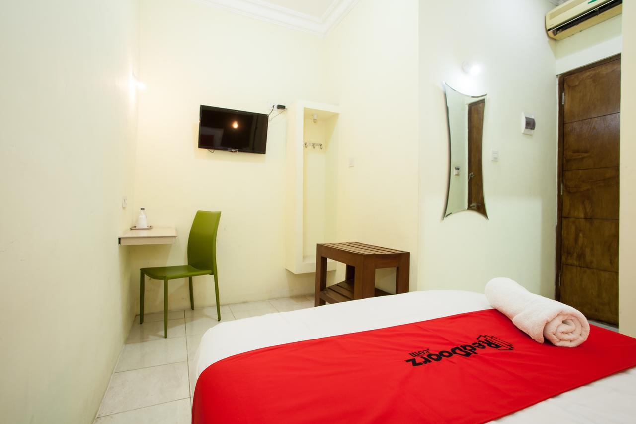 Reddoorz Near Marvel City Mall Wonotjolo 外观 照片